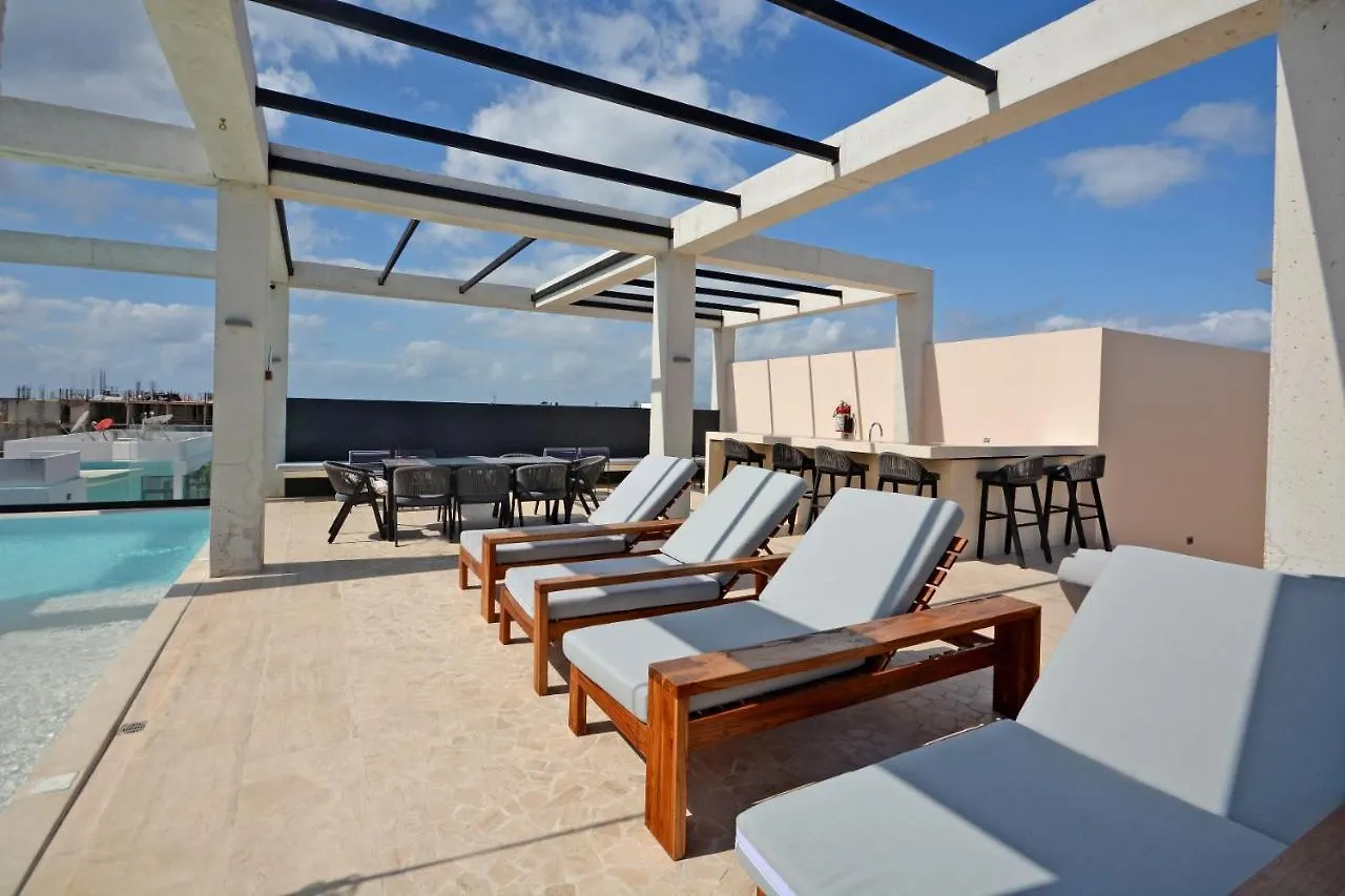 Beautiful 2 Story Loft Near The Beach Playa del Carmen Mexico