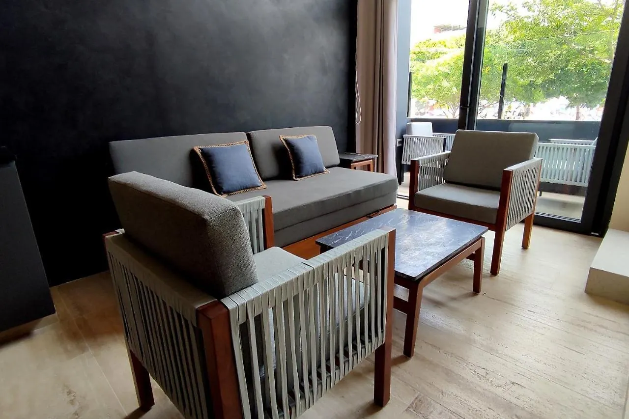 Beautiful 2 Story Loft Near The Beach Playa del Carmen Aparthotel