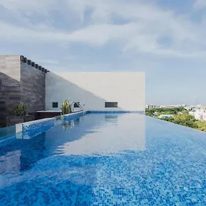Onebr W Balcony Or Small In Playa Del Carmen, Bbq, Pool Infinite, Whirlpool, Ac, Tv Smart, 200mb Playa del Carmen